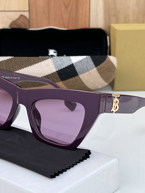 Burberry_4405_purple