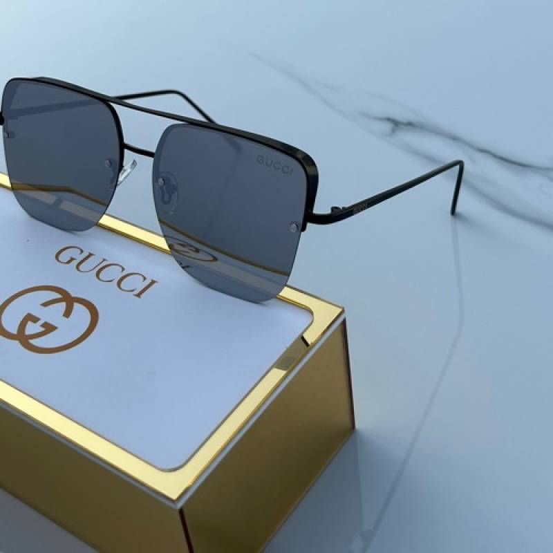 Gucci_squre_silver_mercury