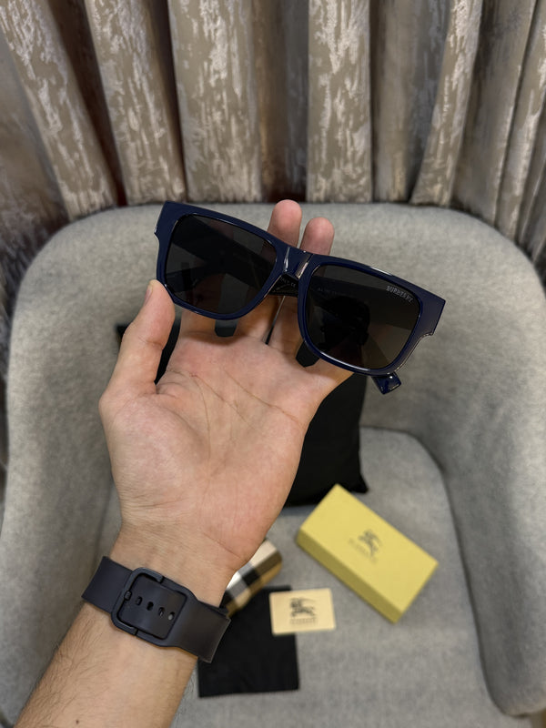 Burberry Model 4358 Premium sunglass