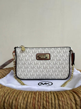 Michael Kors_Chain_Pouchette_With_DustCover
