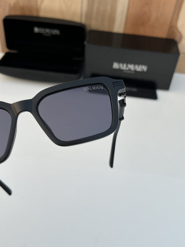 Balmain_98086_full_black