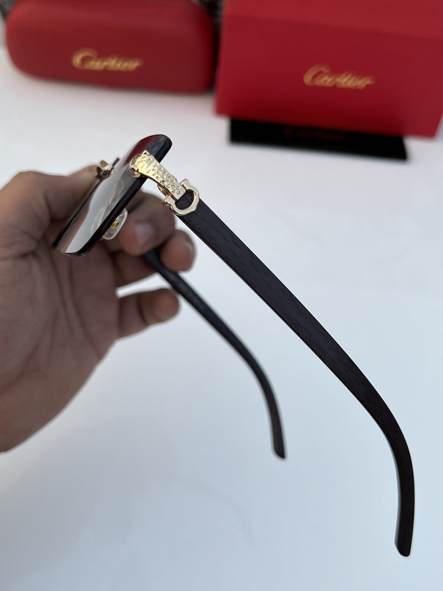 Cartier_3060_gold_blue_shaded