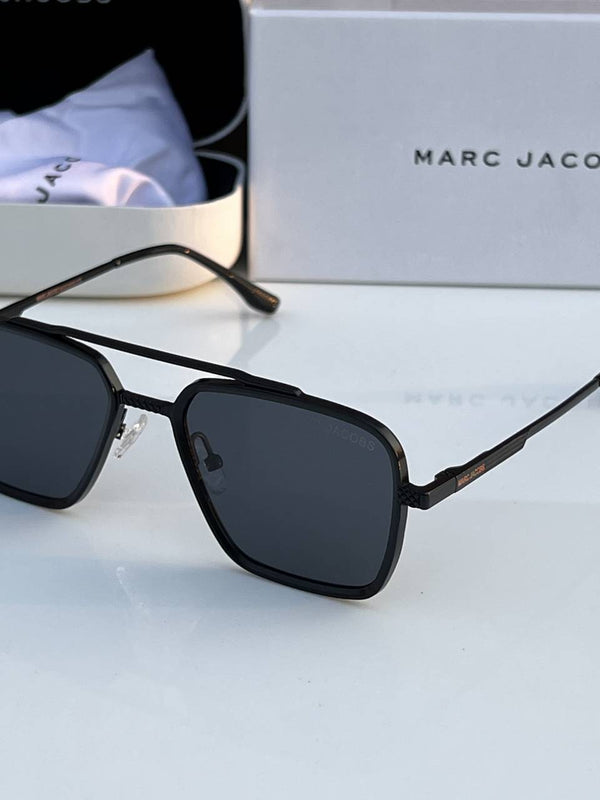 Marc_jacobs_505_full_black