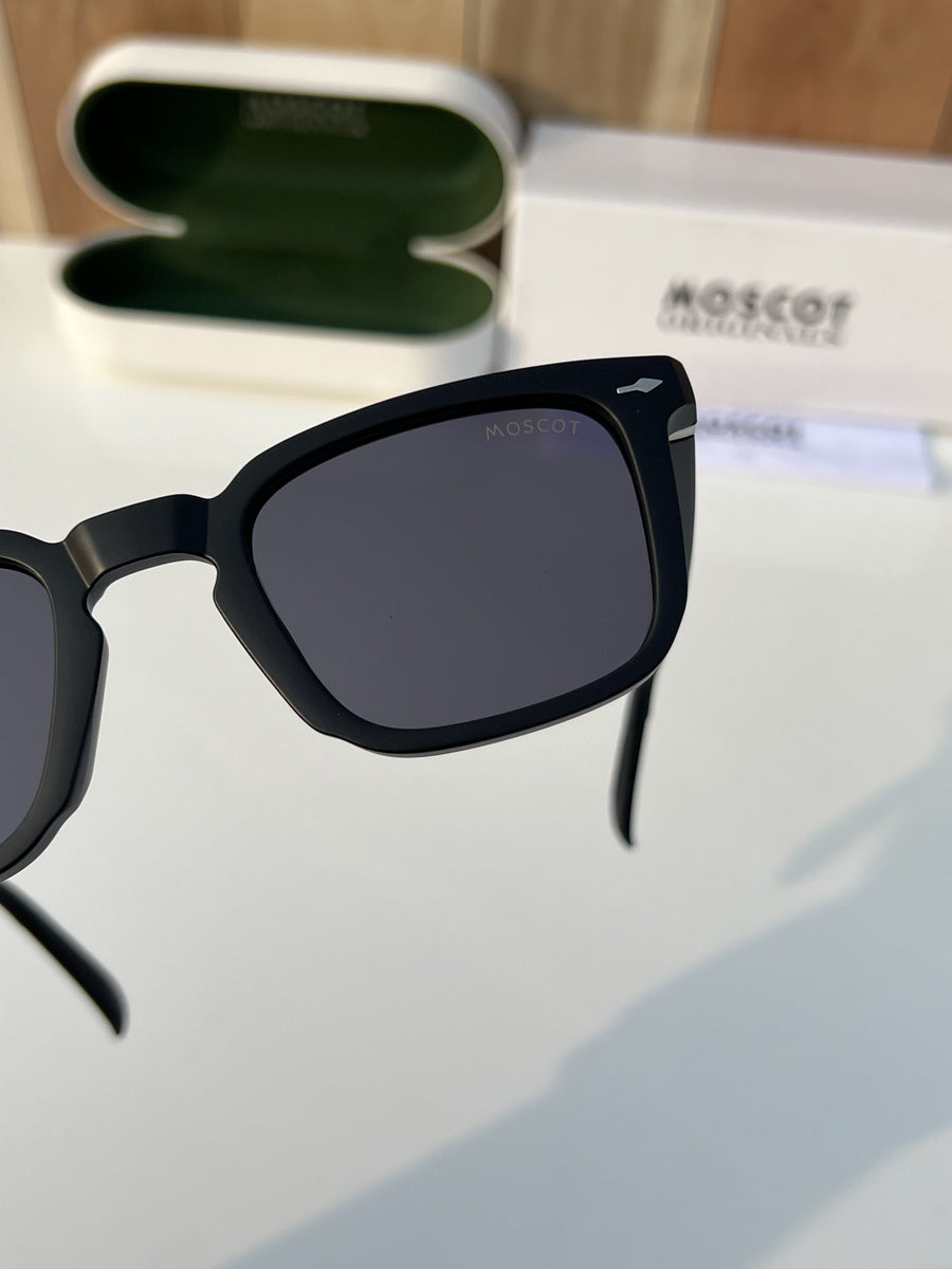Moscot_98122_matt_black