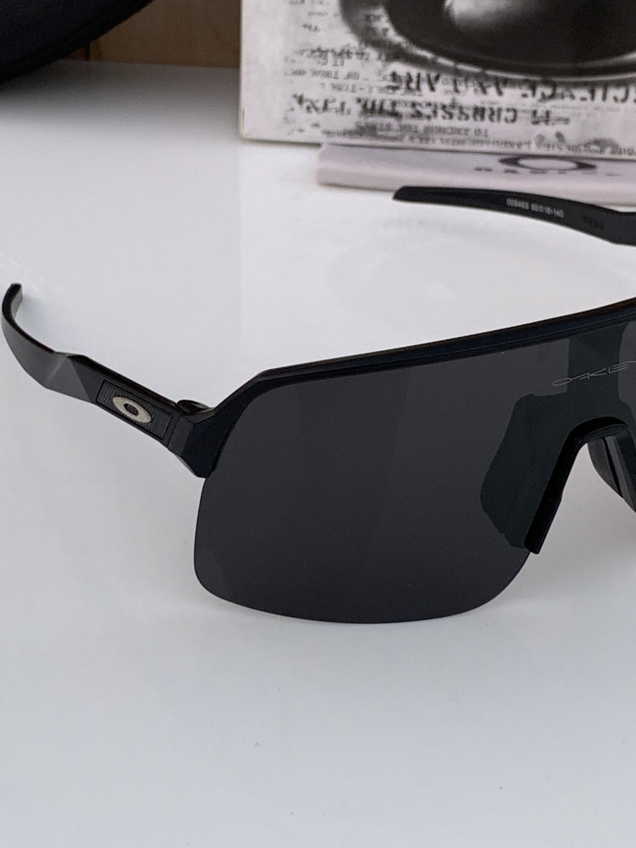 Oakley_9463_black