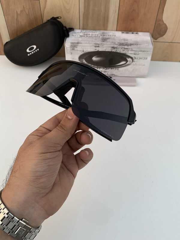 Oakley_9463_black