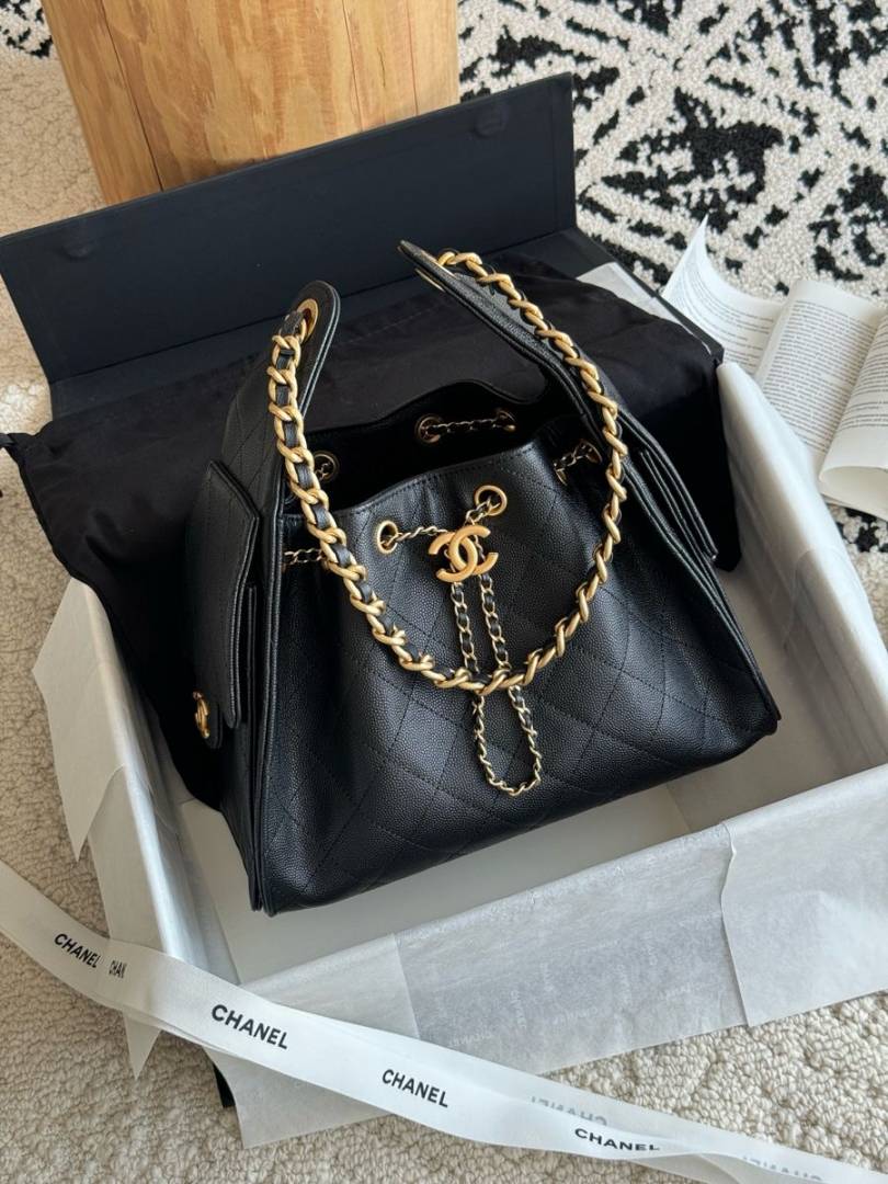 Chanel_CB_25_Black_Medium_Shoulderbag_With_OriginalBox_CarryBag_DustCover
