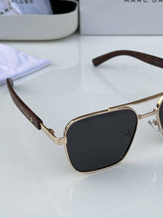 Marc_jacobs_14104_gold_black