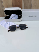 Marc_jacobs_14104_gold_black