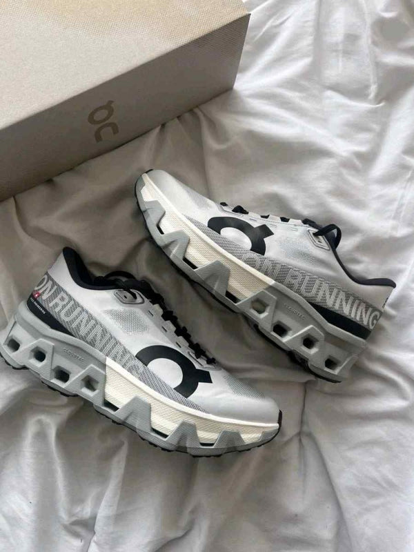 Cloudmonster Hyper Glacier Ivory 2554