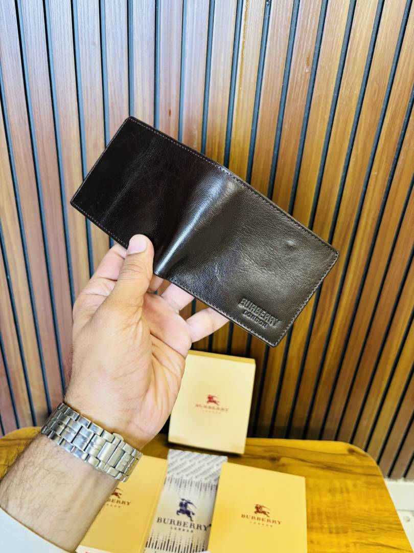 125 BURBERY PREMIUM QUALITY WALLET