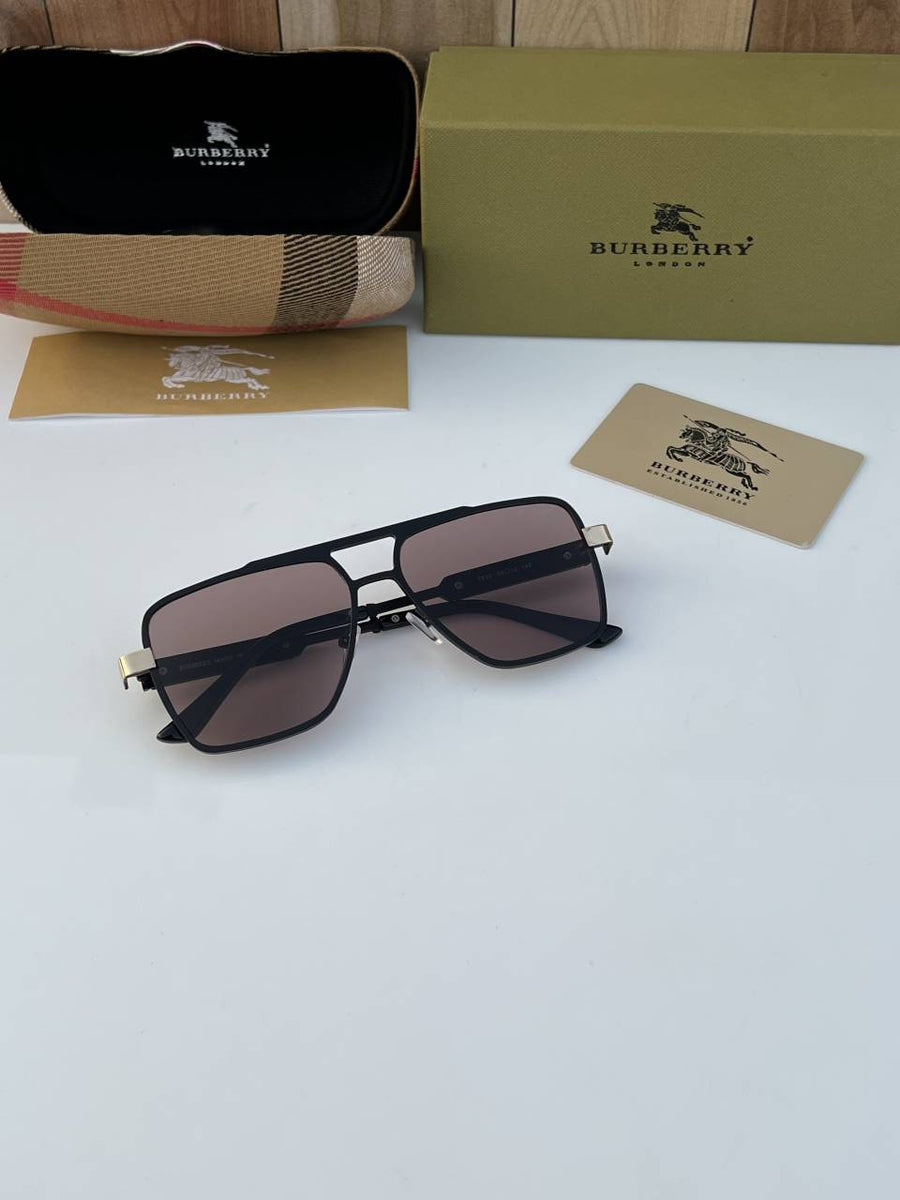 Burberry_7939_black_candy
