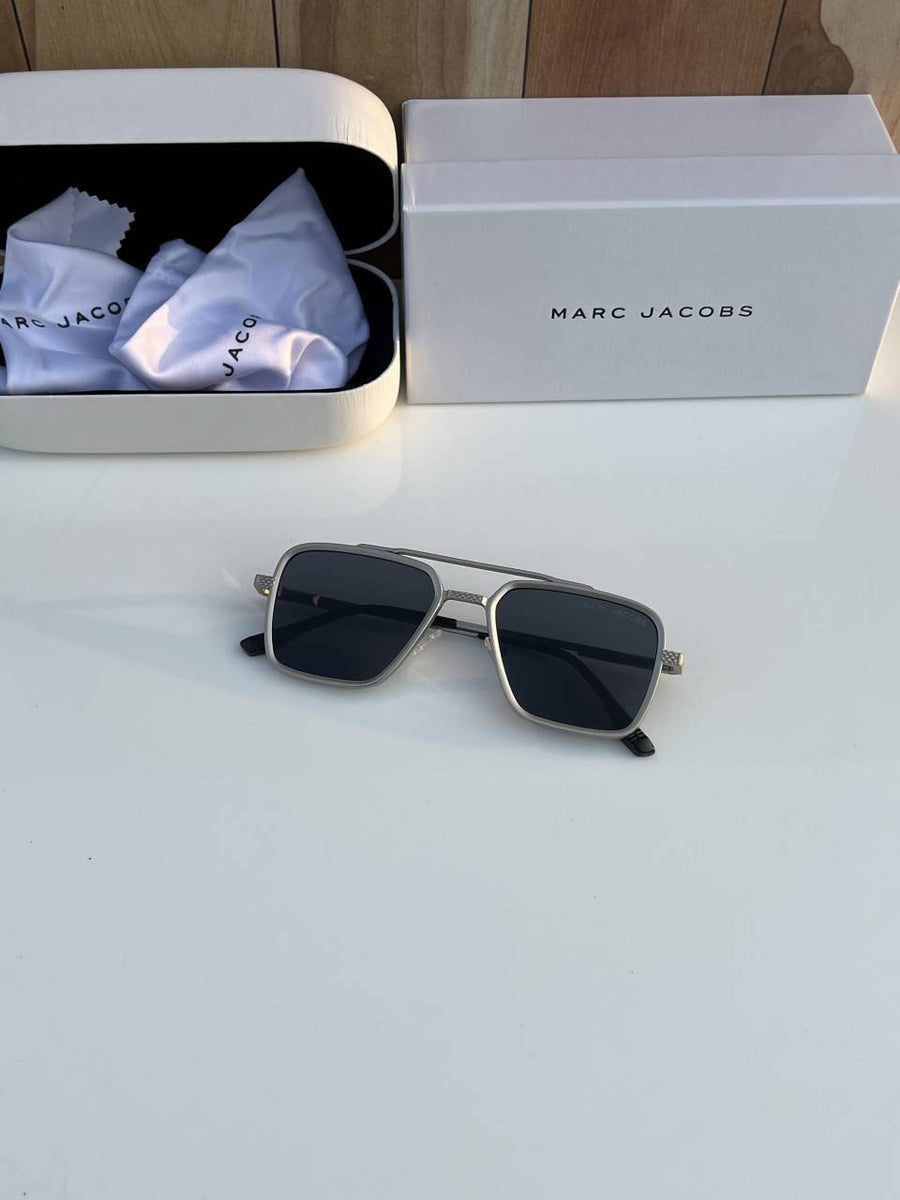 Marc_jacobs_505_silver_black
