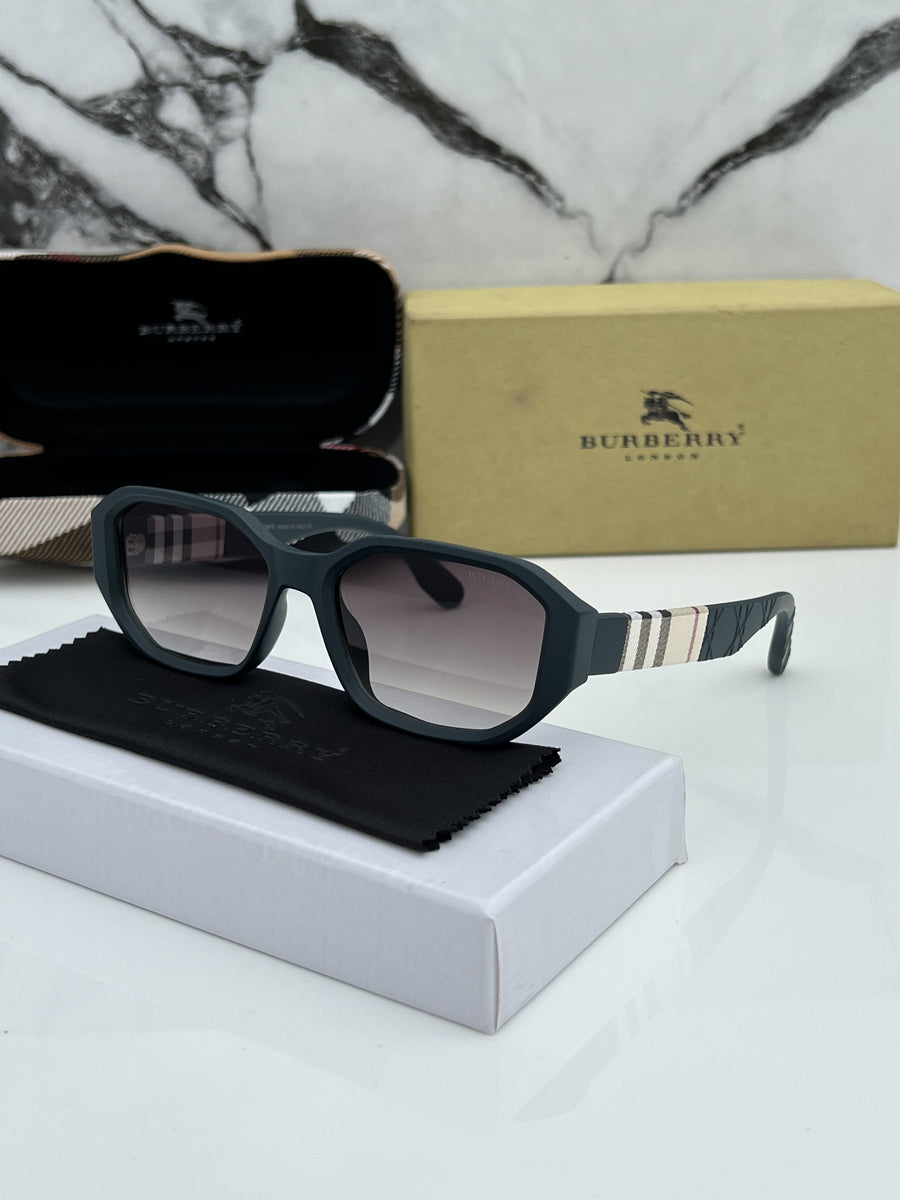 Burberry_1119_green