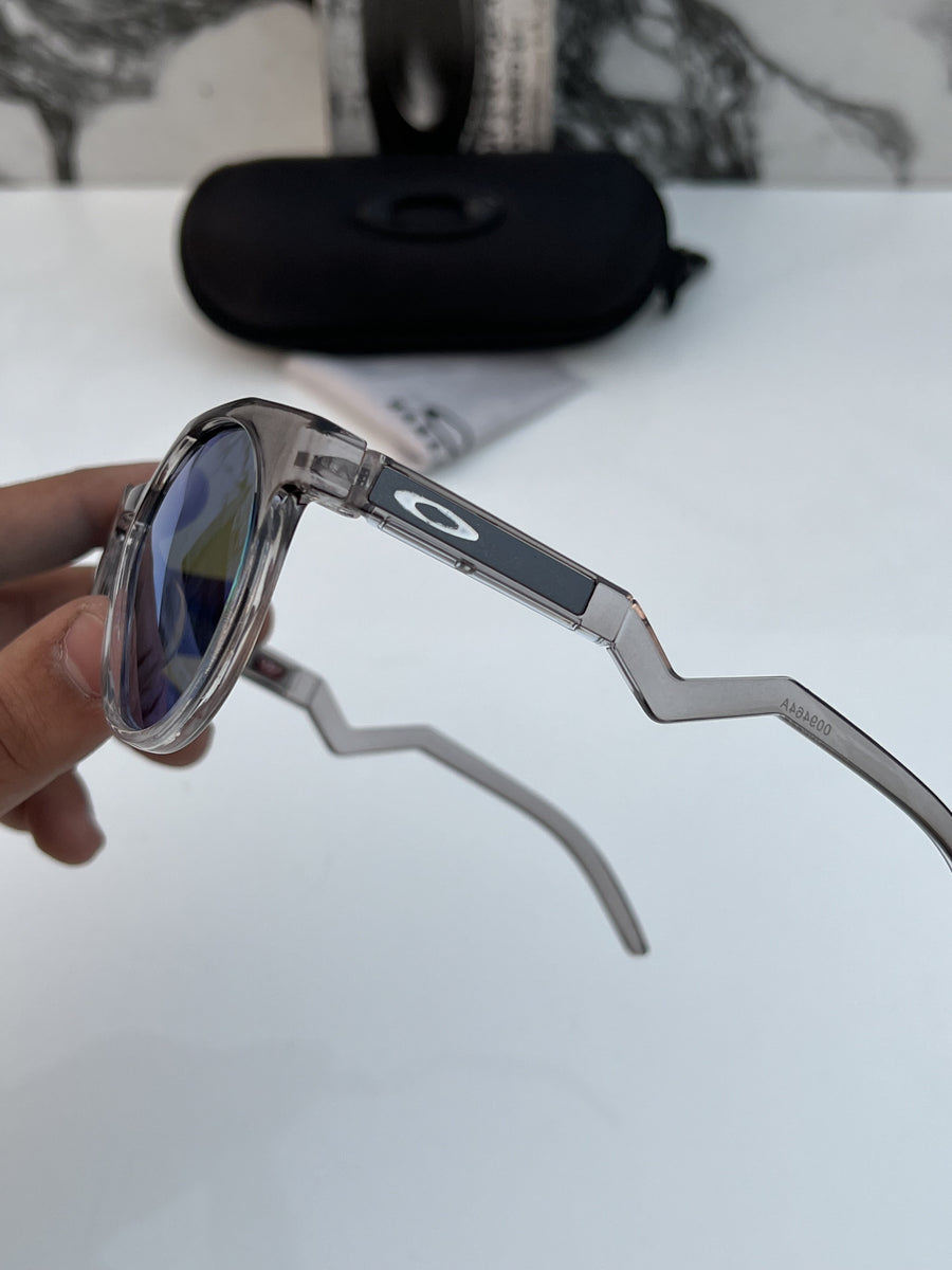 Oakley_9464_grey_aqua