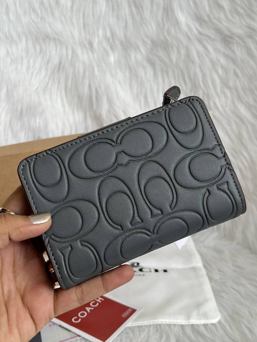 Coach_2-3_Premium_Flap_Wallet_With_OriginalBox_DustCover_Highend_Coded