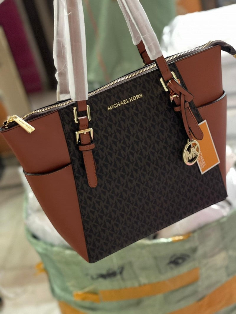 Michael Kors_Charlotte_Large_Tote_With_DustCover