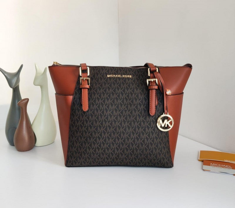 Michael Kors_Charlotte_Large_Tote_With_DustCover