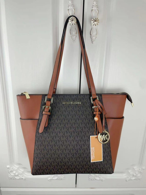Michael Kors_Charlotte_Large_Tote_With_DustCover