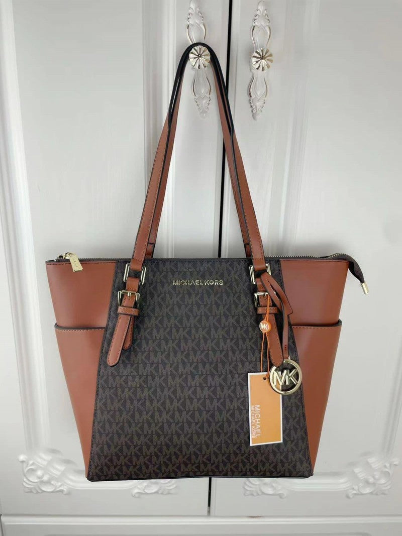 Michael Kors_Charlotte_Large_Tote_With_DustCover