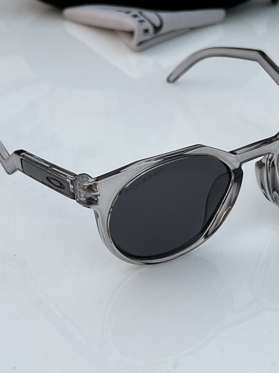 Oakley_9464_grey_black
