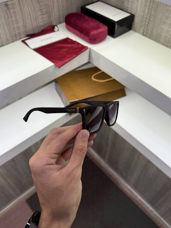 Gucci 69013 Premium sunglass (Matt Black)