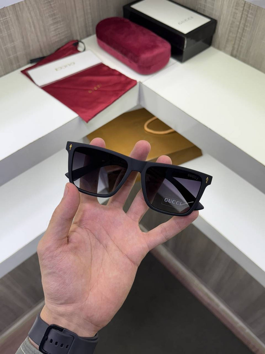 Gucci 69013 Premium sunglass (Matt Black)