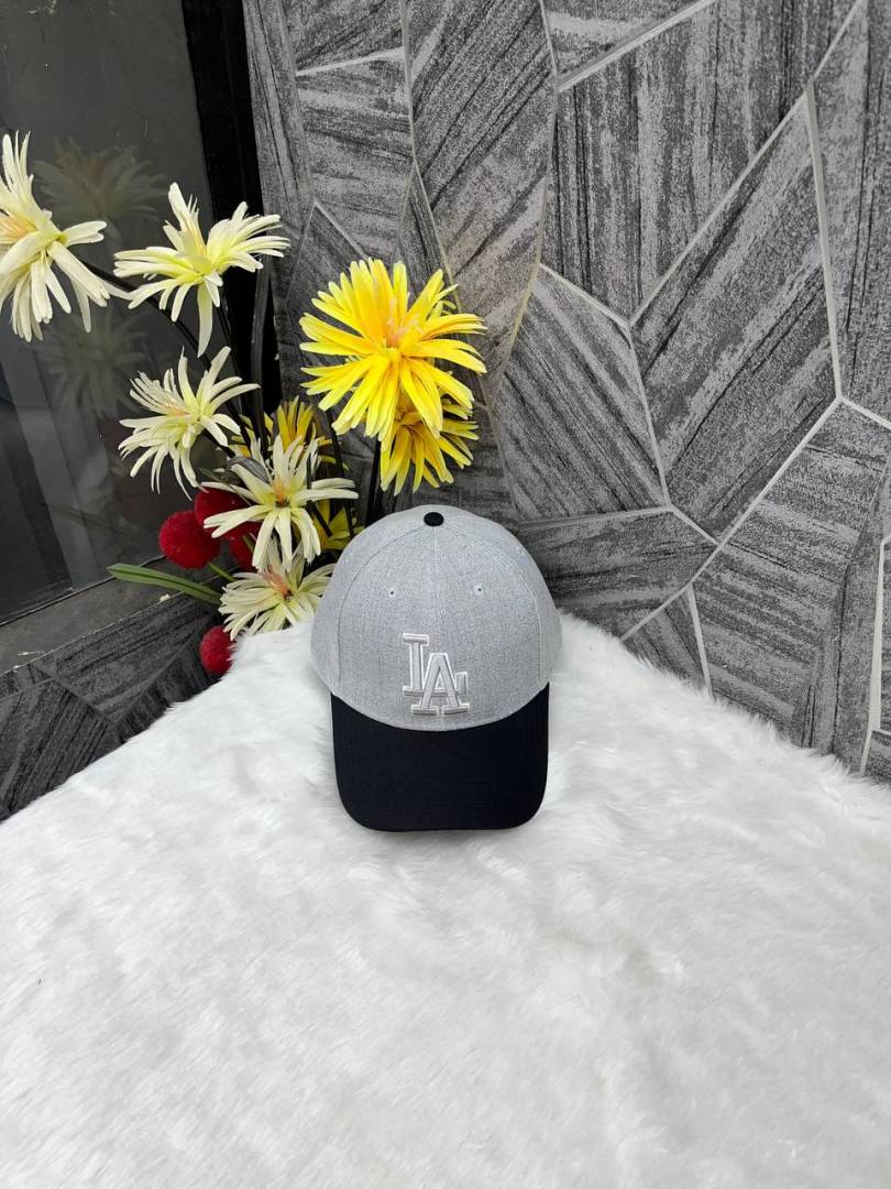 Los Angeles Lakers Dual Tone Grey And Black Premium Unisex Cap With Safety Box