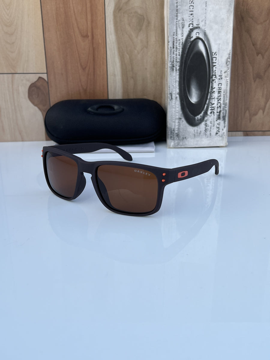 Oakley_3338_brown