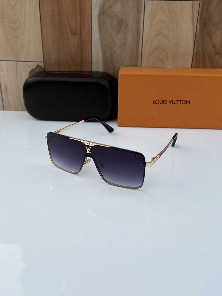 Louis Vuitton_24067_gold_black_shaded