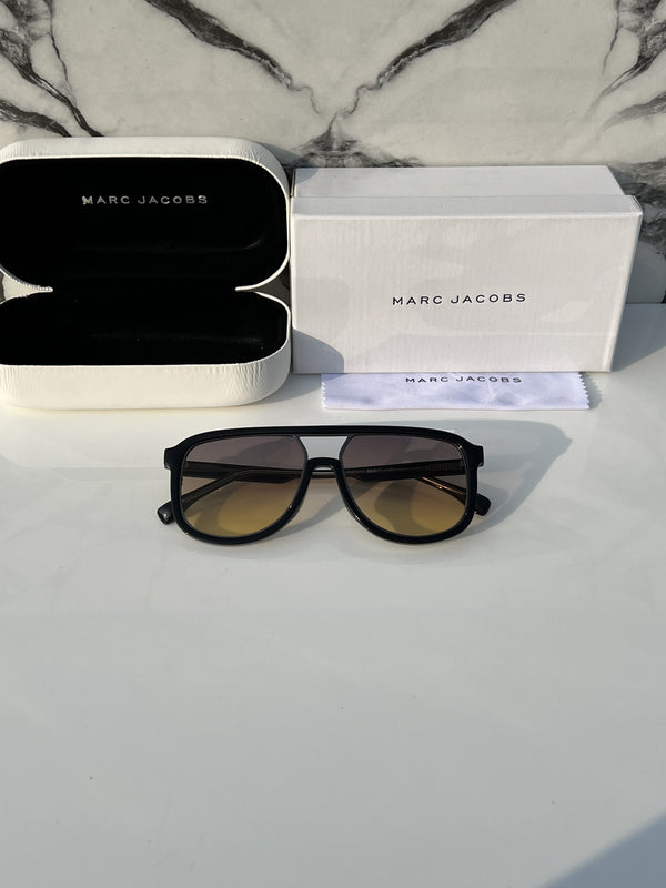 Marc_jacobs_1010_gun_black