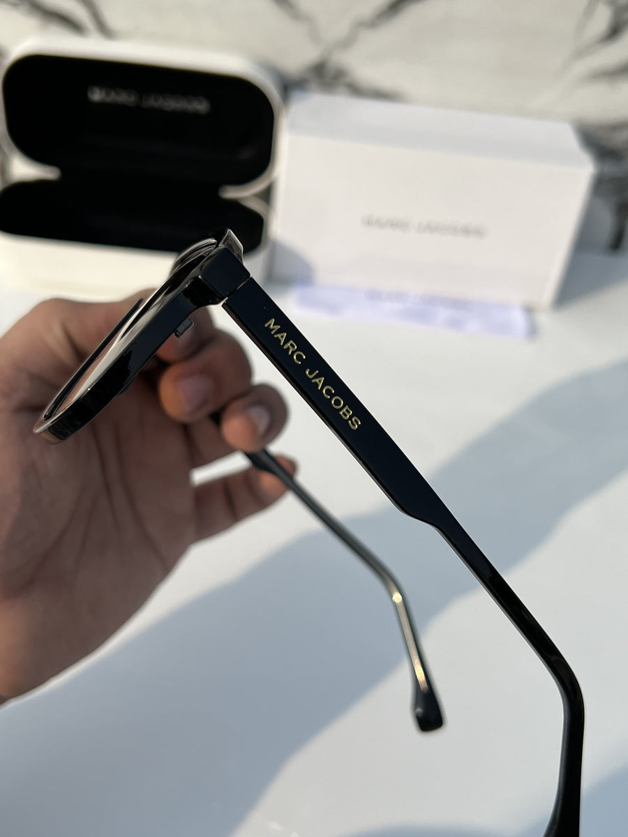 Marc_jacobs_1010_gun_black
