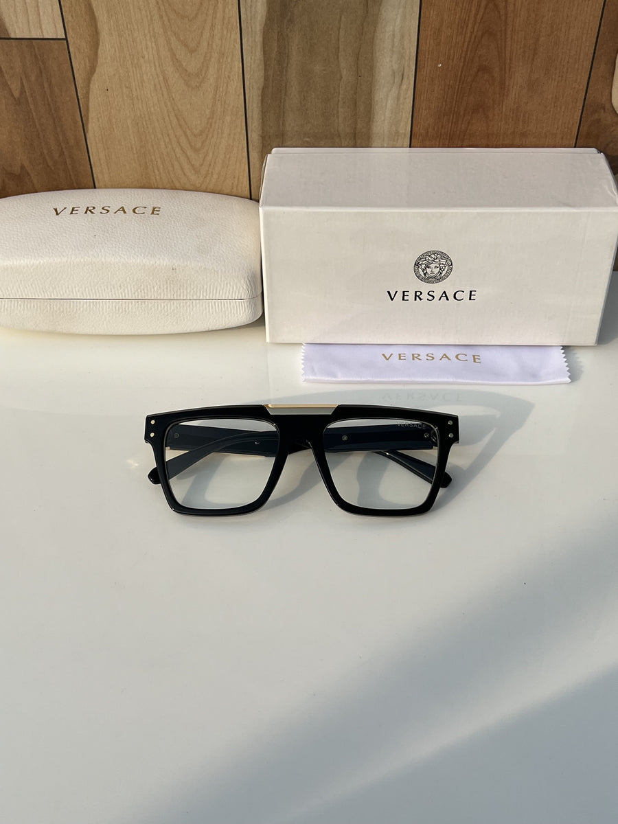 Versace_216_black_plano