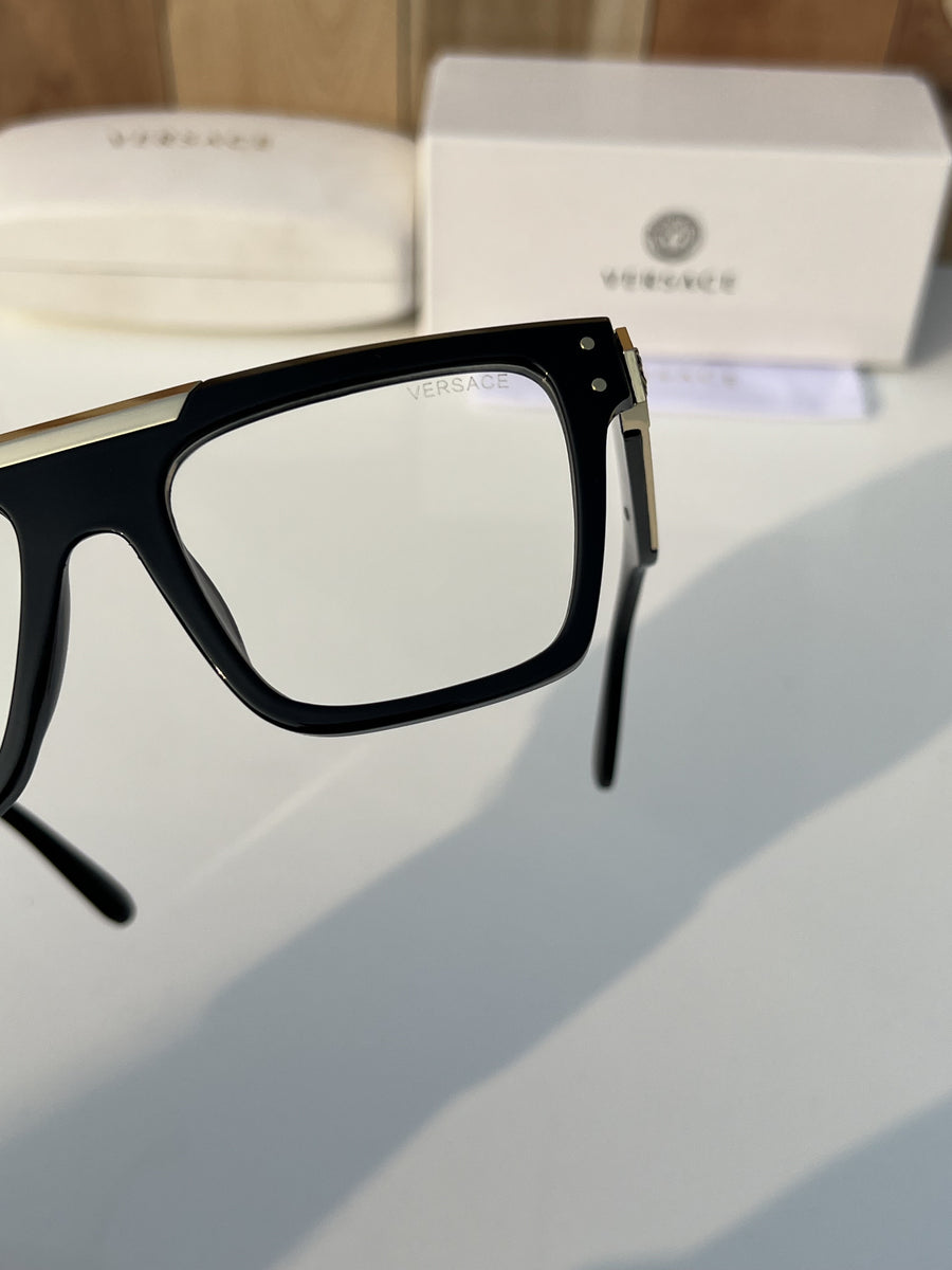 Versace_216_black_plano