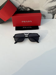 Prada_399_black