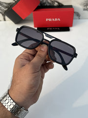 Prada_399_black