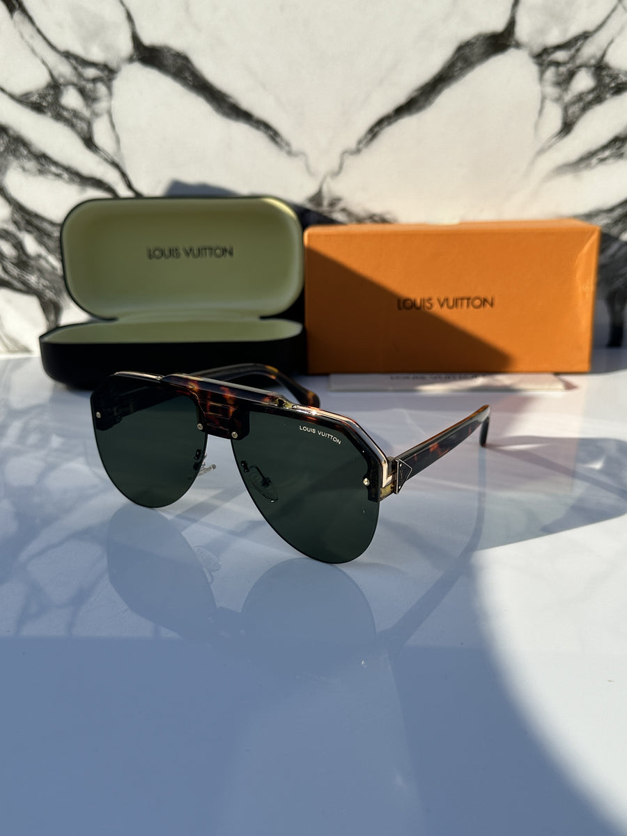 Louis Vuitton_98143_tiger_green