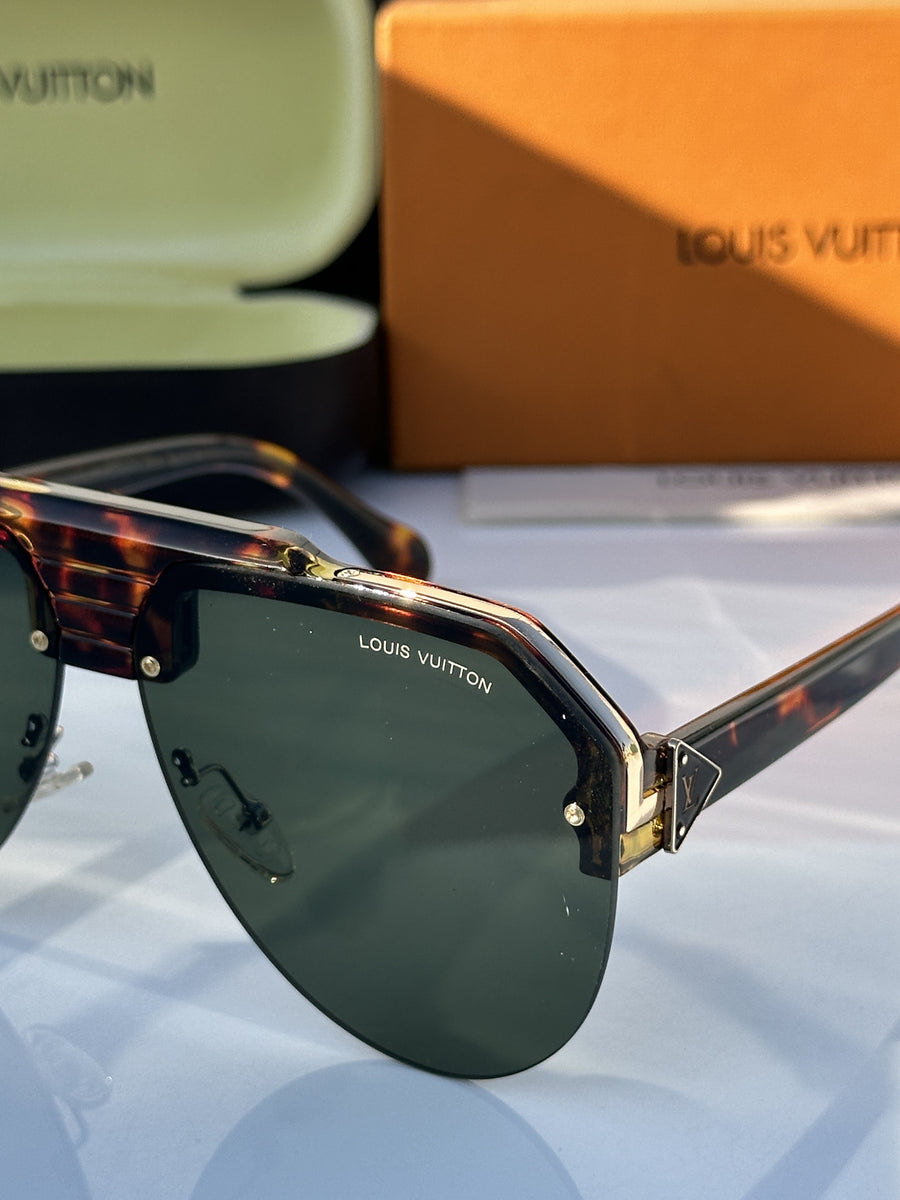 Louis Vuitton_98143_tiger_green