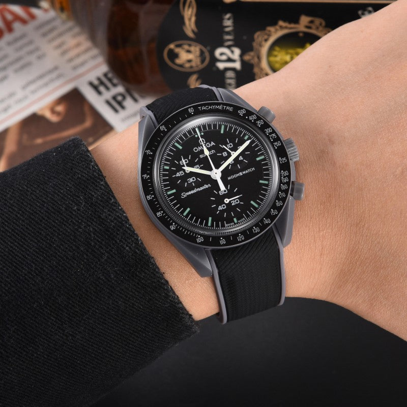 Omega_MoonSwach_Black