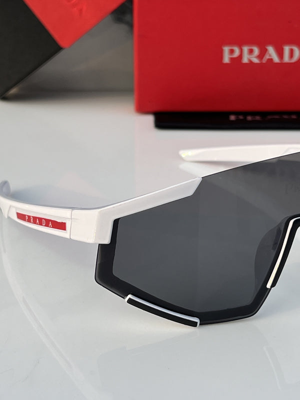 Prada_23053_white
