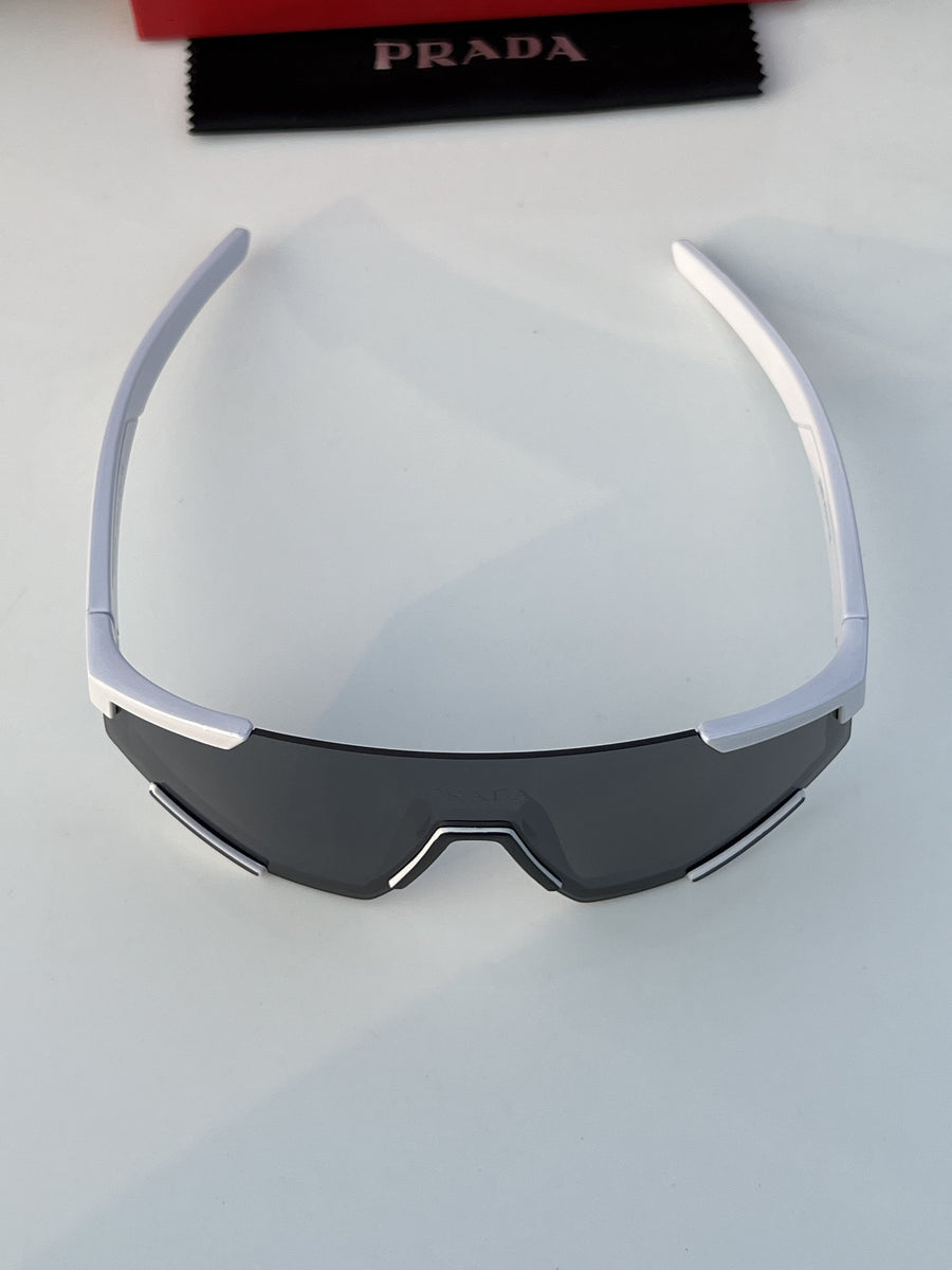 Prada_23053_white