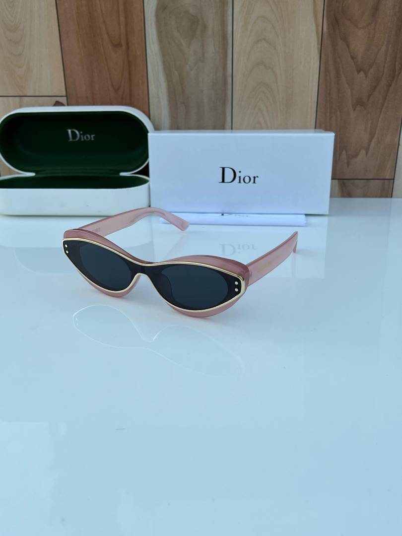 Dior_71558_pink