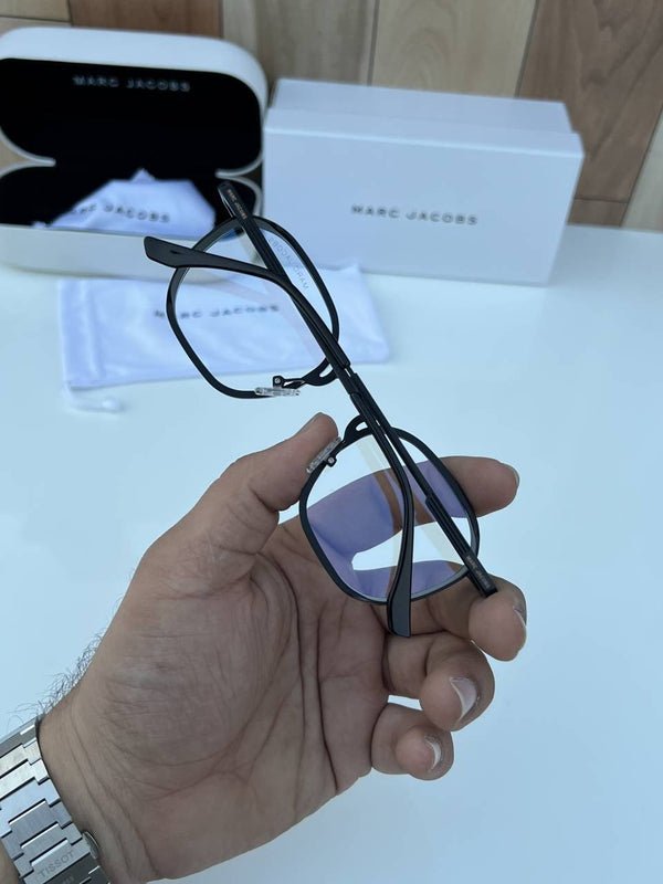 Marc_jacobs_98277_black_plano