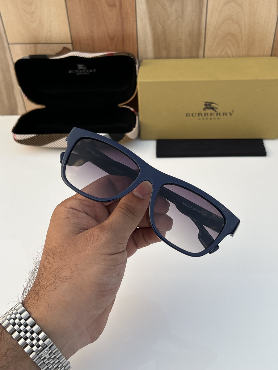 Burberry_fiber_blue