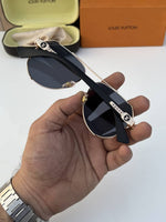 Louis Vuitton_1292_gold_black