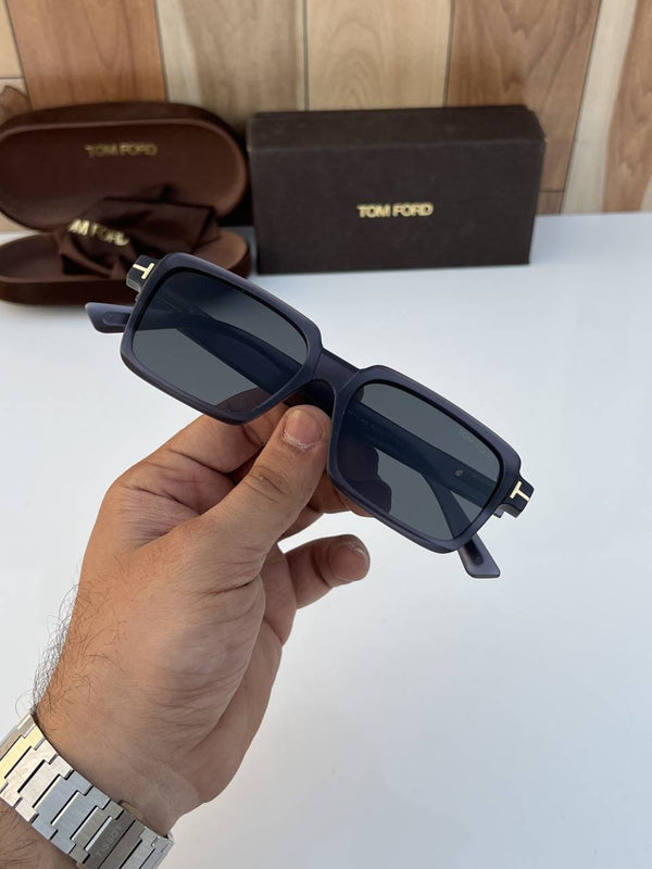 Tom forr_1146_blue_black