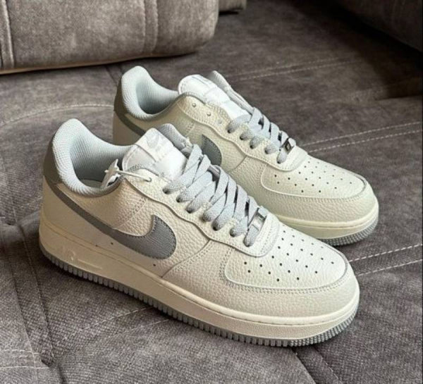 Nike Airforce 1 Low Dark Grey White Sail