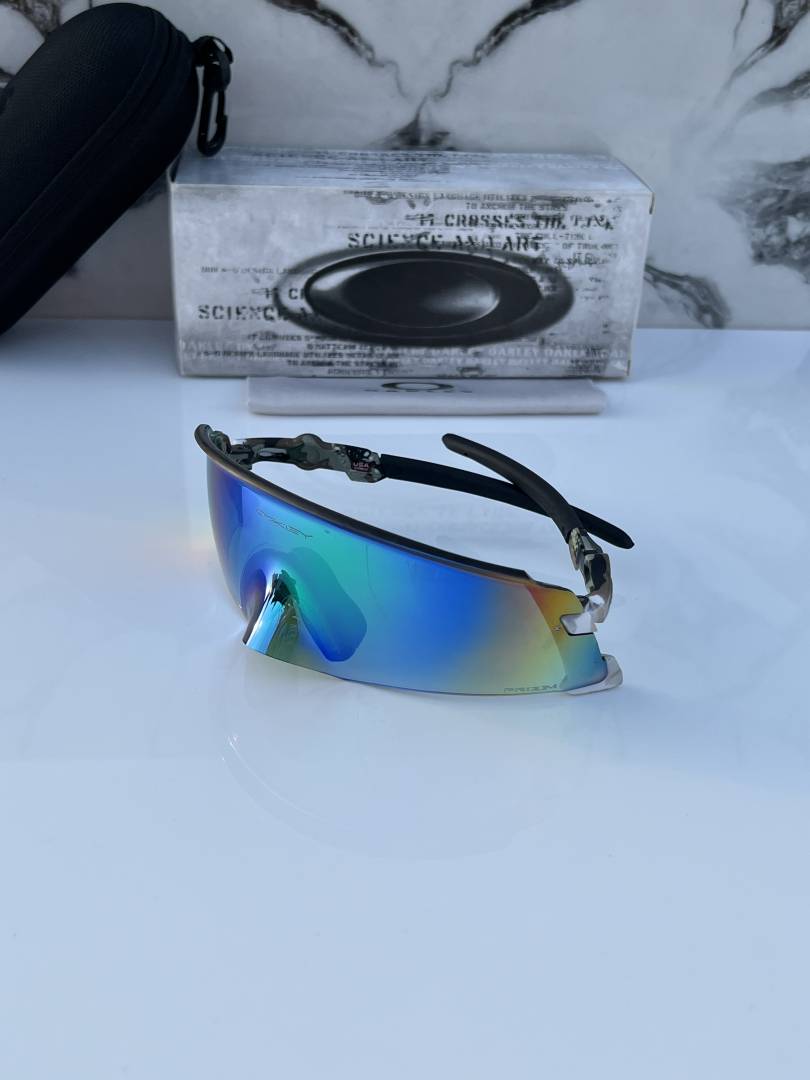 Oakley_9455_green
