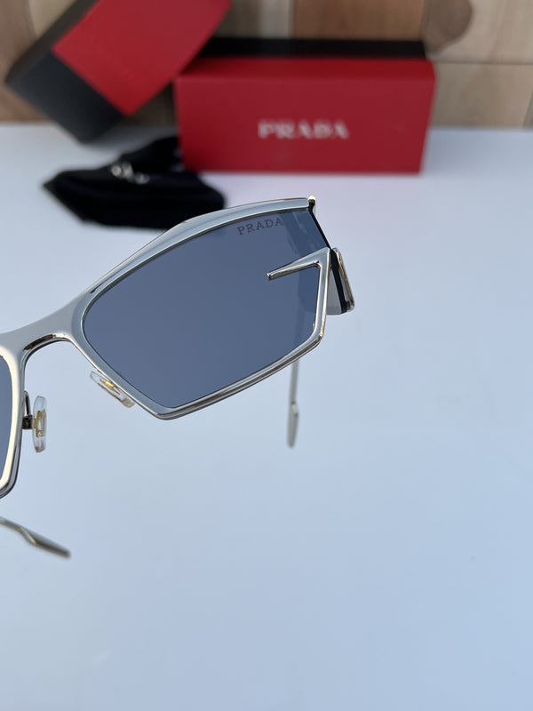 Prada_8943_silver