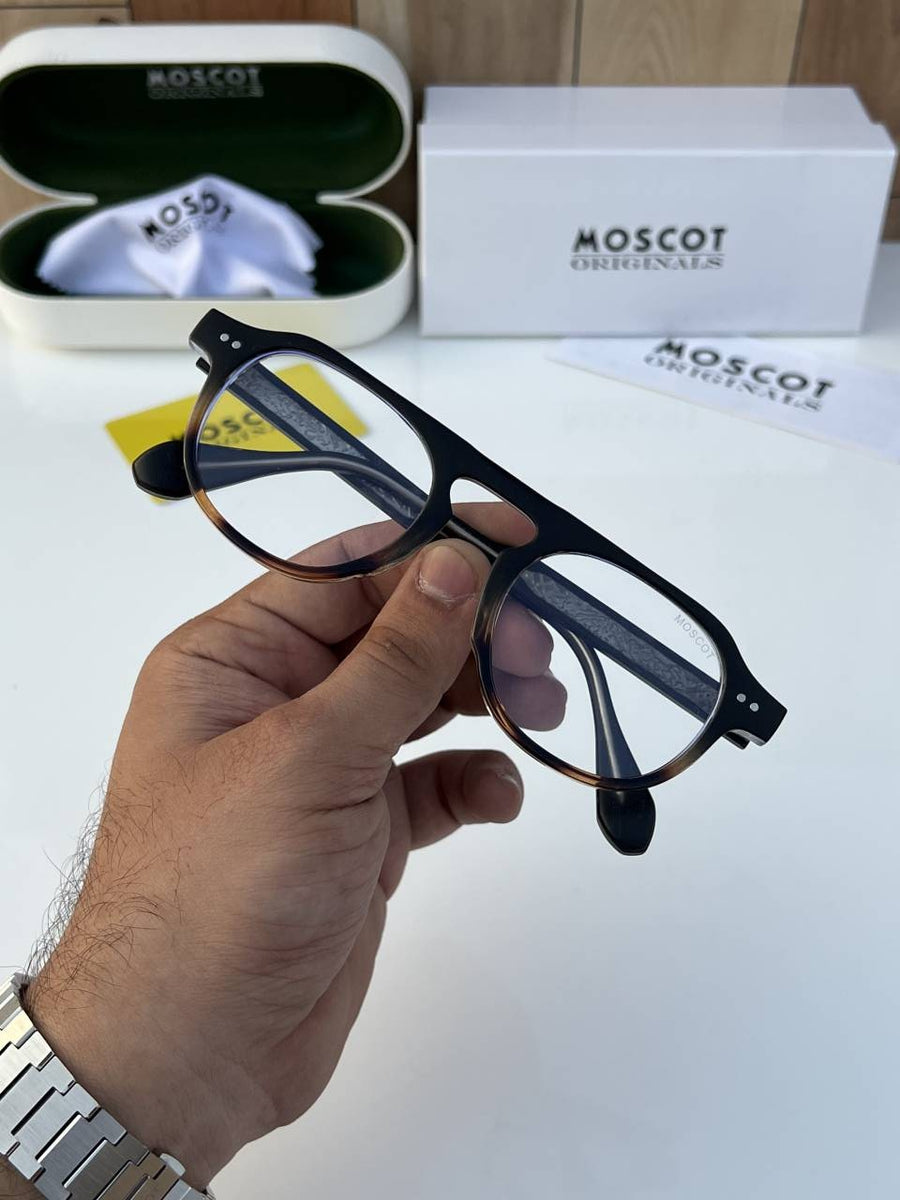 Moscot_1077_black_tiger_plano
